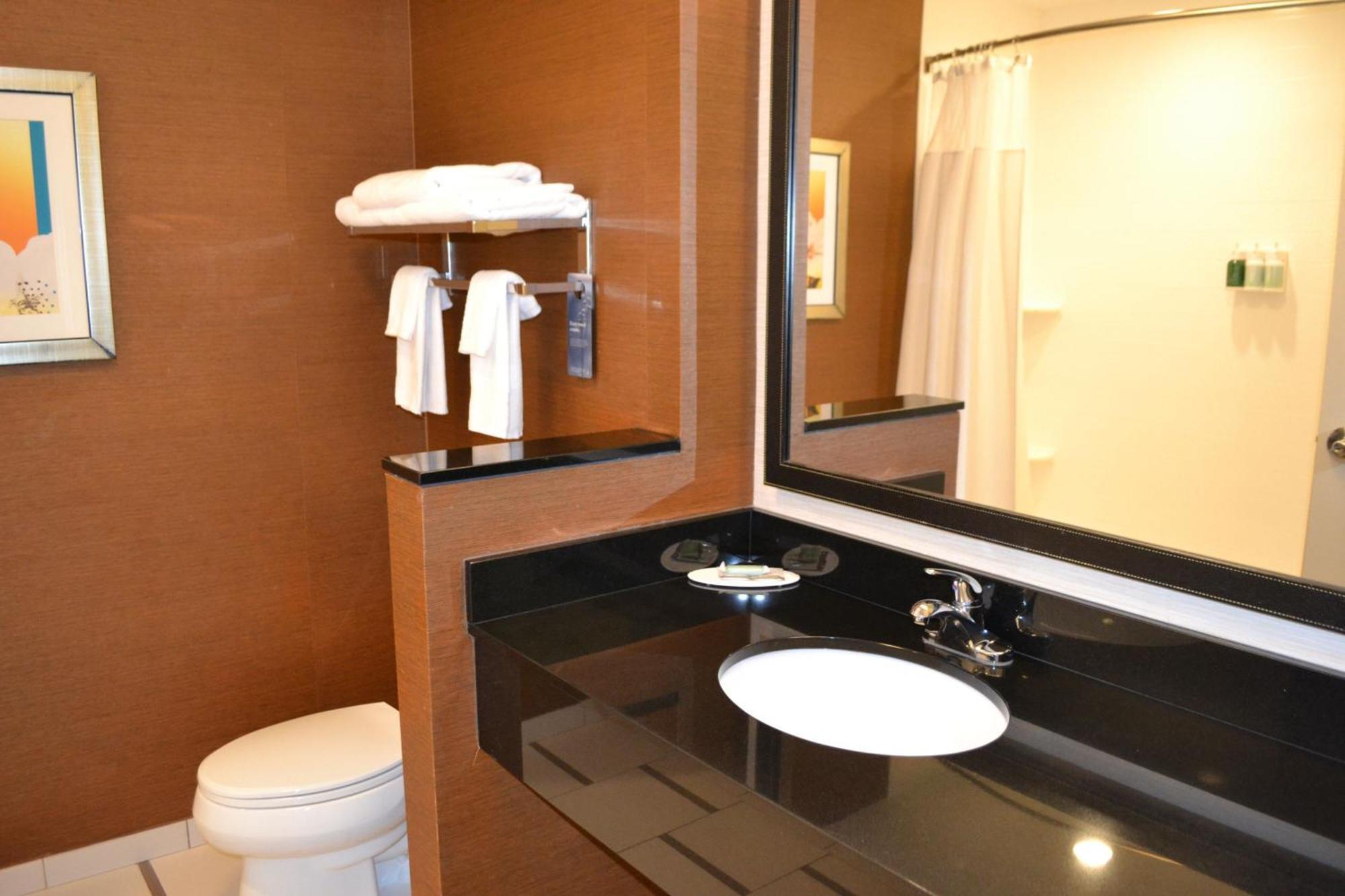 Fairfield Inn & Suites By Marriott Fort Walton Beach-West Destin Экстерьер фото