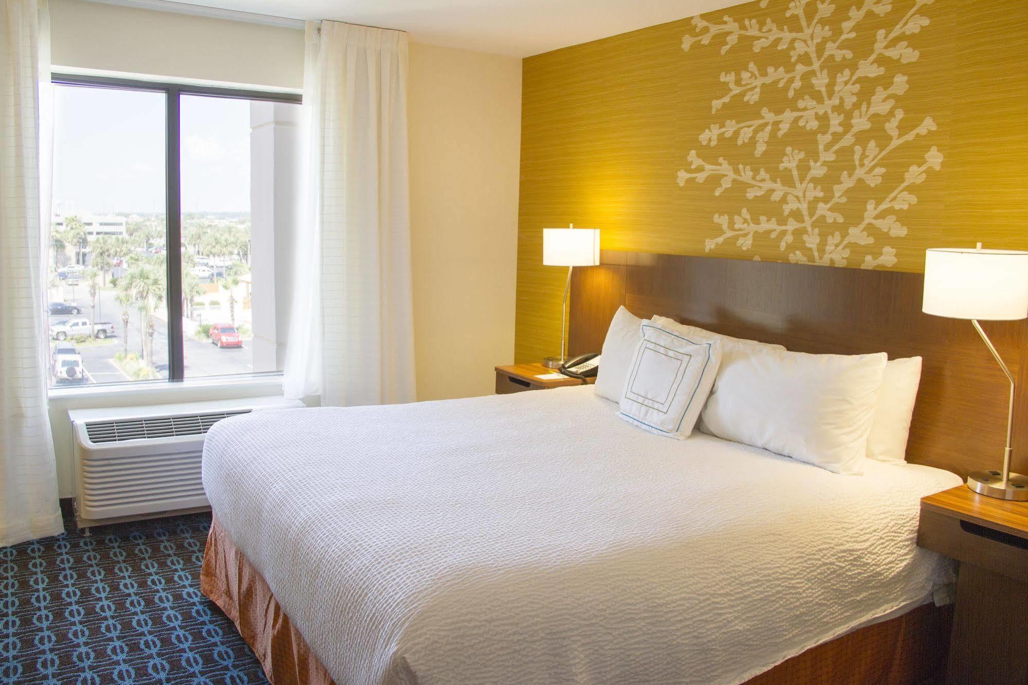 Fairfield Inn & Suites By Marriott Fort Walton Beach-West Destin Экстерьер фото